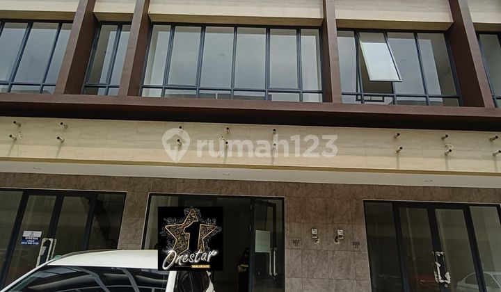 Disewakan ruko 3 lantai Northridge business centre BSD city Disewakan ruko 3 lantai Northridge business centre BSD city