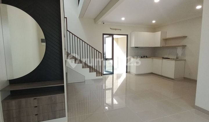 dijual rumah 2 lantai cluster carson gading Serpong  2
