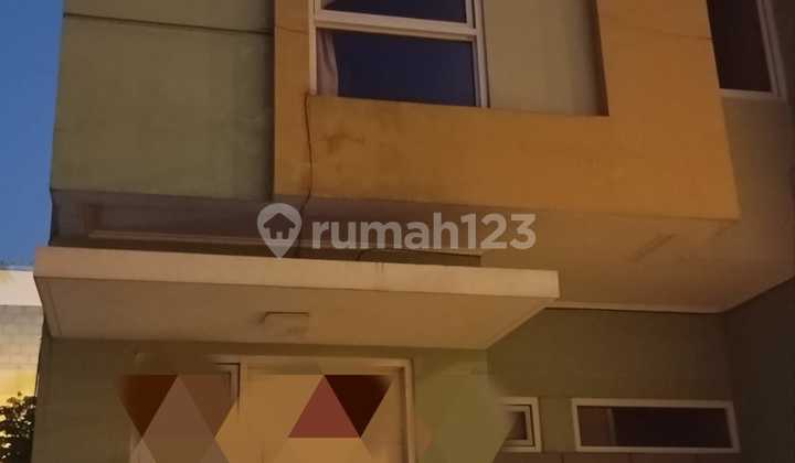 Dijual Murah Rumah 2 Lantai Cluster Arcadia Village Gading Serpong Dijual Murah Rumah 2 Lantai Cluster Arcadia Village Gading Serpong