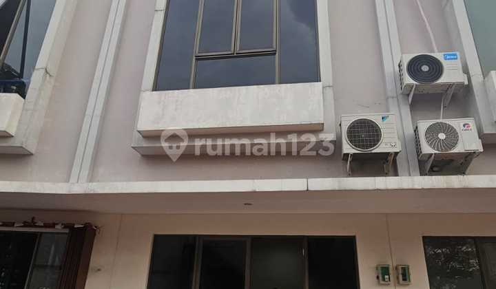 For Sale 2-Story Shophouse Solvang Grande Gading Serpong