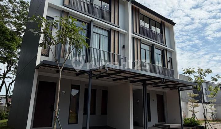 Rumah 3 Lantai Siap Huni Tanpa DP di Kawasan Gading Serpong