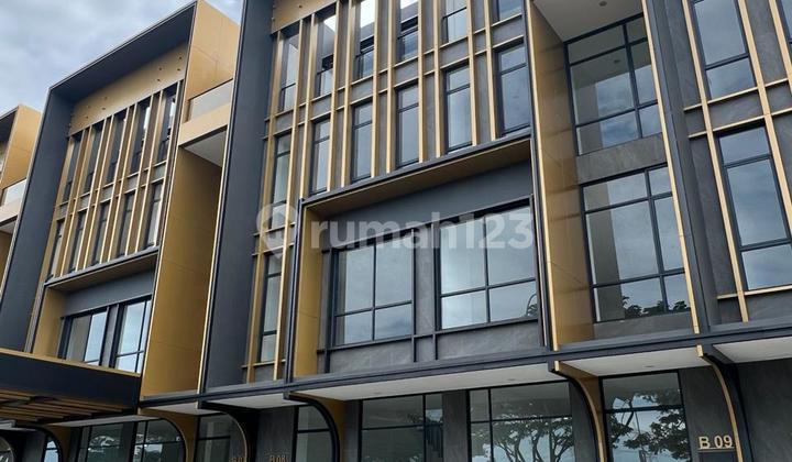 4-Story Shop House Without Down Payment Near Toll Access in BSD Area 2