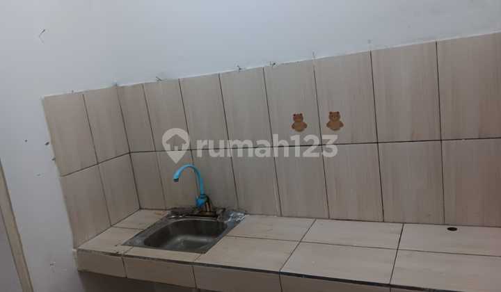 For Rent: Good Partitioned House in Bintaro Near Parigi Toll Road and Discovery Bintaro at an Affordable Price For Rent: Good Partitioned House in Bintaro Near Parigi Toll Road and Discovery Bintaro at an Affordable Price