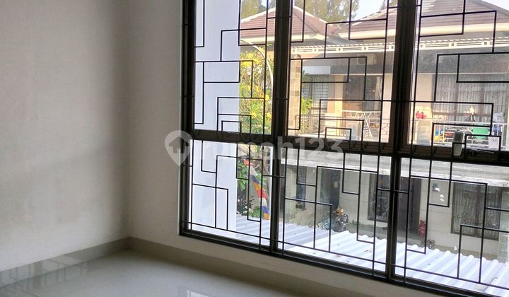 Disewa Rumah Bagus 2 Lantai Minimalis Di Graha Raya Bagus 2