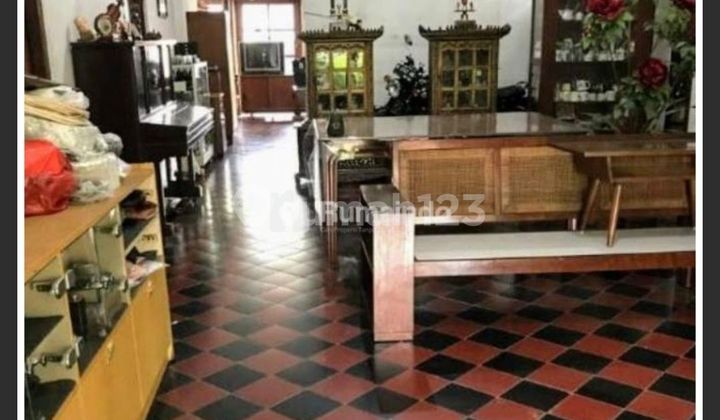 Rumah Elit Kawasan Menteng Terusan 2
