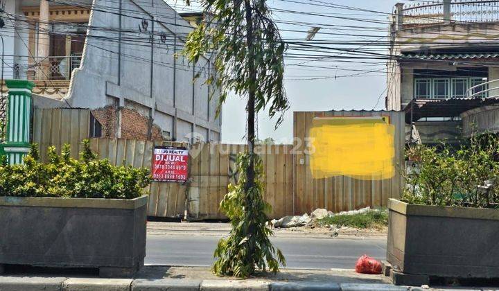 Dijual tanah strategis di jalan Imam bonjol
 1