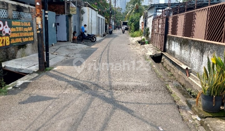 Rumah Di Kebayoran Lama Cocok Untuk Kosan 2