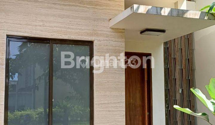 RUMAH DUA LANTAI BERSIH TERAWAT MAKASSAR 1