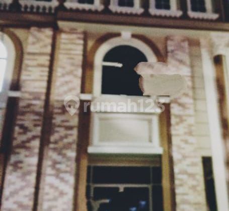 Ruko 3,5 lantai, di Rukan Sentra niaga, 90 m, Baru.