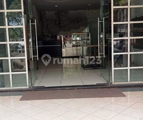 Dijual dibawah harga pasar, Ruko 31/2 lantai, daerah  Ciledug(Tangerang)