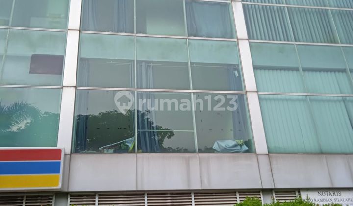 Ruko dijual 3 lantai, area perkantoran. Ruko dijual 3 lantai, area perkantoran.