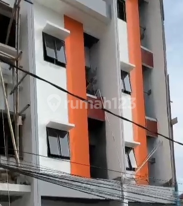 Rumah Baru Bangun 3 Lantai Dijual Daerah Tanjung Duren 2