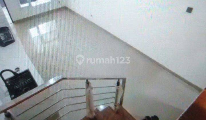 Dijual Rumah 3 Lantai Full, Daerah Tanjung Duren 2