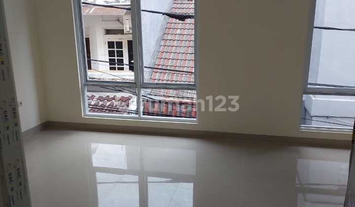 For Sale House in Tanjung Duren Area, West Jakarta 2