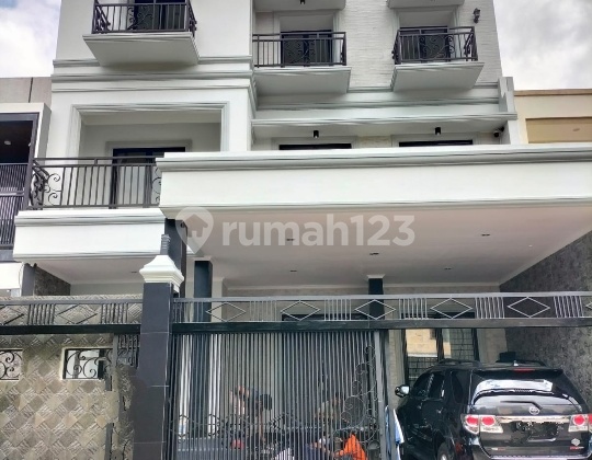 Rumah Dijual Area Puri Indah, Jakarta Barat