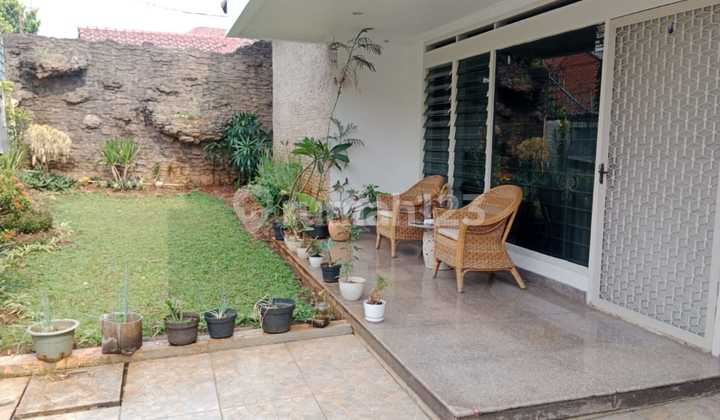 Rumah 1 Lt Dijual, Daerah Setiabudi ( Jakarta Selatan)