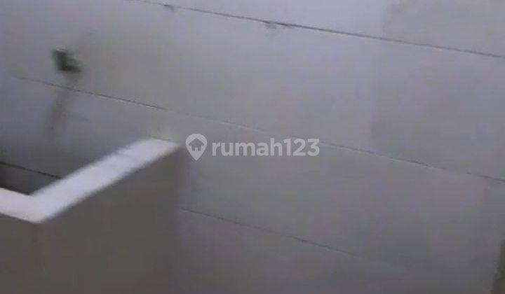 Dijual Rumah Kontrakan 8 Pintu 2