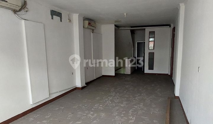 Ruko 2 1/2 Lantai Disewakan, Daerah Kemanggisa!