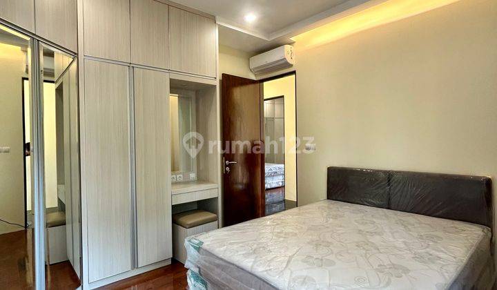 Rumah Bagus Dalam Cluster Di Kemang (75m Dari Kemang Raya)  2