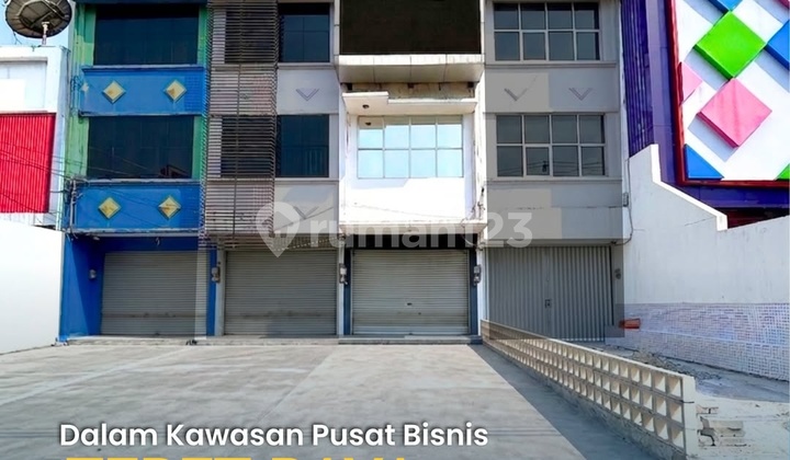 Strategic Ruko on Jalan Tebet Raya, Business and Culinary Center Strategic Ruko on Jalan Tebet Raya, Business and Culinary Center