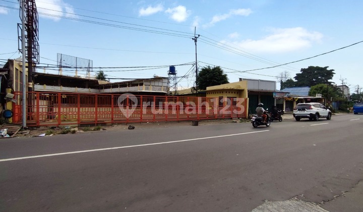 Lokasi Ex Resto. Lokasi Strategis. Jalan Raya