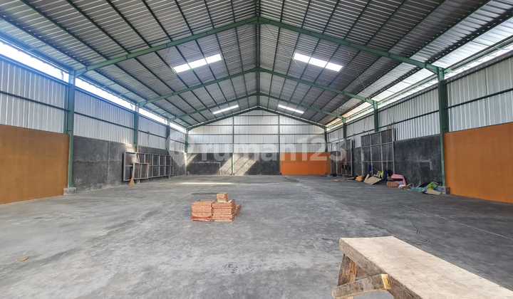 Limited Opportunity for You to Get a Comfortable Warehouse with High Investment Returns in North Denpasar, Denpasar
