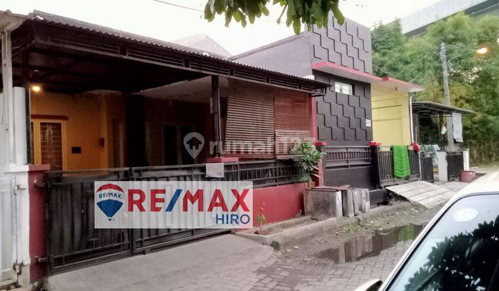 DIJUAL RUMAH STRATEGIS DI DEKAT GALAXY BEKASI 1