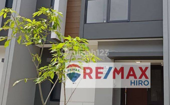 Disewakan Rumah Di Cluster Summarecon Crown Gading 2