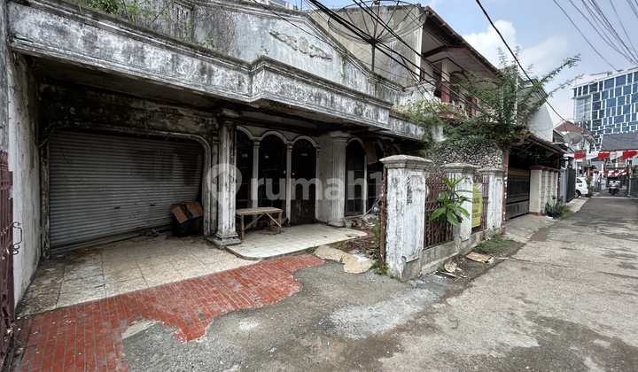 Rumah Hitung Tanah Cocok Untuk Invest Kost Selangkah ke Pancoran Rumah Hitung Tanah Cocok Untuk Invest Kost Selangkah ke Pancoran