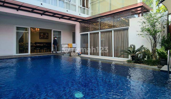 Best Location, Luxurious Modern House With Private Swimming Pool 1