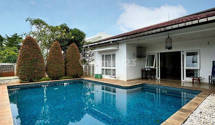 Rumah Siap Huni di Kemang, Private Pool Lingkungan Tenang dan Nyaman 1