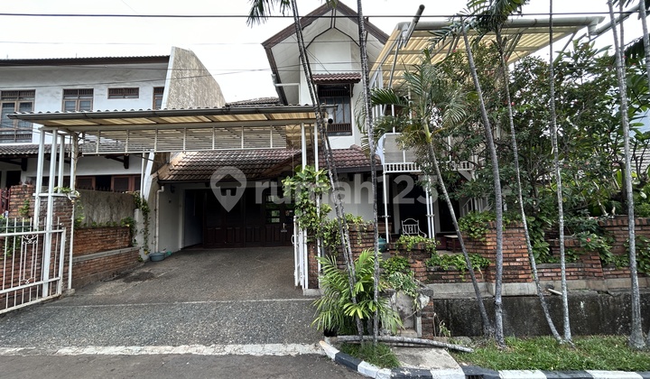 Pejaten Siap Huni & Semi-Furnished Dalam Komplek Lokasi Strategis