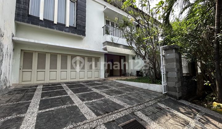 Rumah Mewah Siap Huni Dalam Komplek Elite Siap 