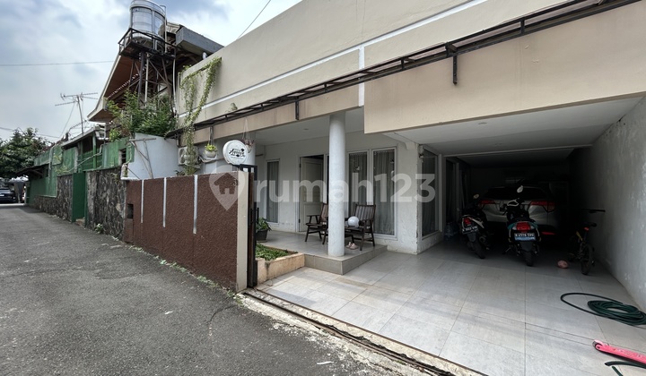 Rumah Siap Huni Akses Jalan 1 Mobil Lokasi Favorit di Tebet 2