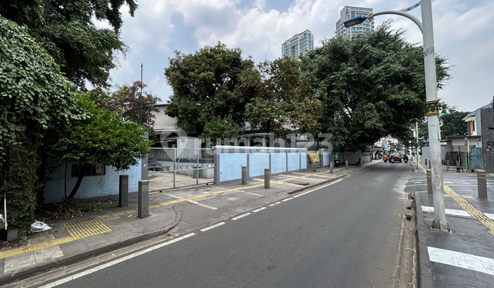 Mini Building Ready to Occupied with Main Road Access to Kemang