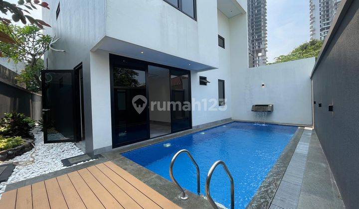 Modern Smart Home  + Swimming Pool Area Strategis Kemang 2