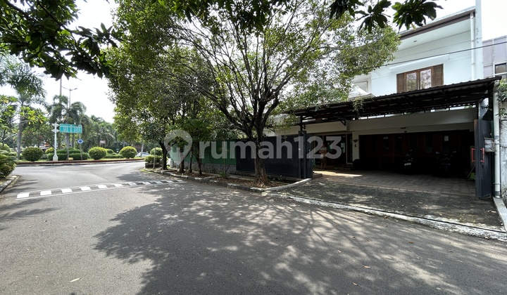 Rumah Siap Huni Kalibata, Posisi Hoek Dalam Komplek Elite