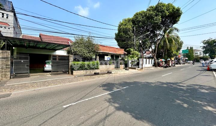 Rumah Lokasi Akses Jalan Utama Di Kawasan Pusat Kuliner Tebet 2