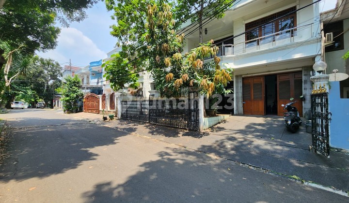 Rumah Siap Huni Akses Jalan 3 Mobil Walking Distance To Eco Park