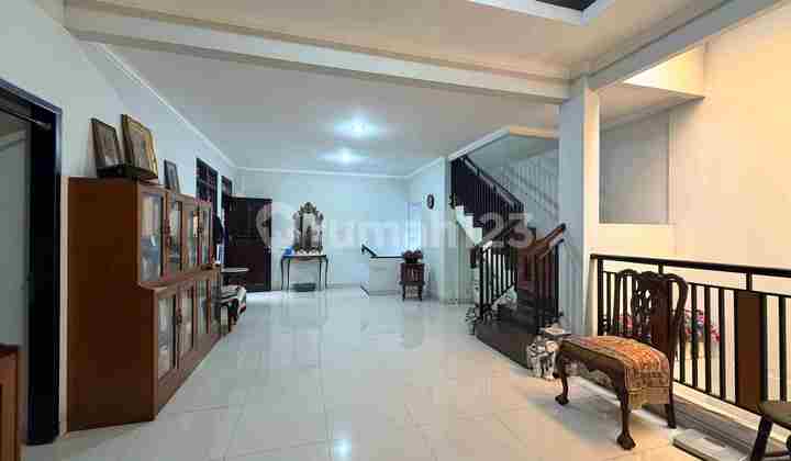 Rumah Siap Huni Dekat Tebet Eco Park Akses Jalan Lebar 3 Mobil 6