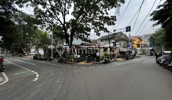 Rumah Hitung Tanah di Tebet Raya Area Komersial Cocok untuk Bisnis 7