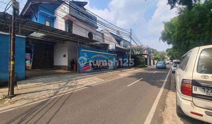 Rumah Nyaman Untuk Tinggal Atau Usaha Jalan Besar Dekat Lrt Tebet Depan Taman  2