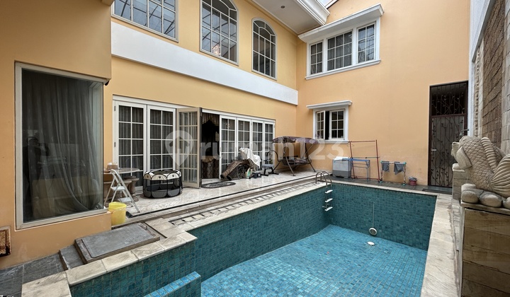 Jl Denpasar - Mega Kuningan Lingkungan Tenang Asri Aman Rumah Mewah Siap Huni Jl Denpasar - Mega Kuningan Lingkungan Tenang Asri Aman Rumah Mewah Siap Huni