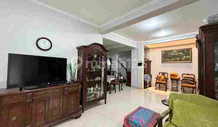 Rumah Siap Huni Dekat Tebet Eco Park Akses Jalan Lebar 3 Mobil 4