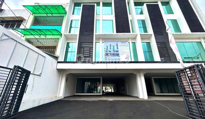 Gedung Baru 4 Lantai Ada 2 Unit Jatinegara 2 Muka Strategis  1