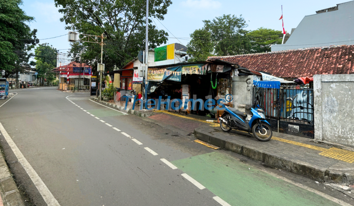 Rumah Hitung Tanah di Tebet Raya Area Komersial Cocok untuk Bisnis 2