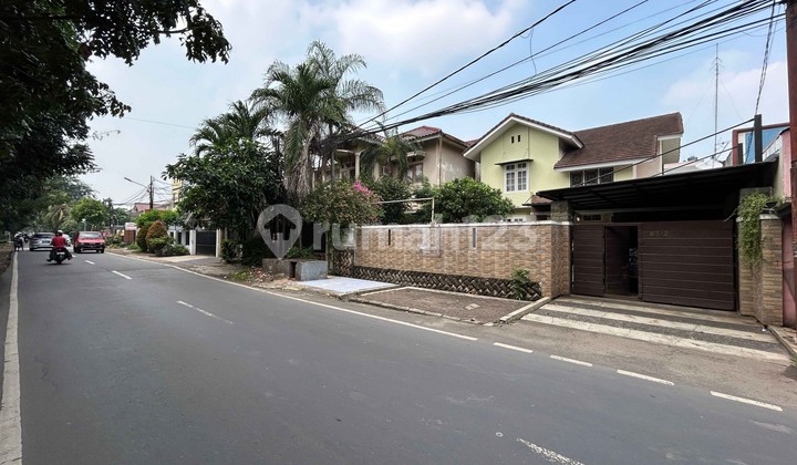 Comfortable House for Living / Restaurant Cafe Business Boarding House Minimarket Durensawit Wide Access