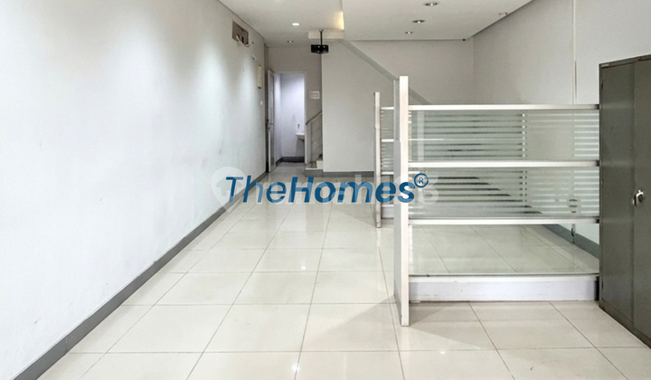 Ex Bank Shop House in Tebet Raya Business Center Near Kokas Mall, 5 Meters Wide 2