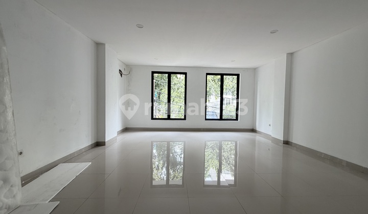 Brand New 4-Story Shophouse + Rooftop | Setiabudi Area | Only 1 Unit Left 2