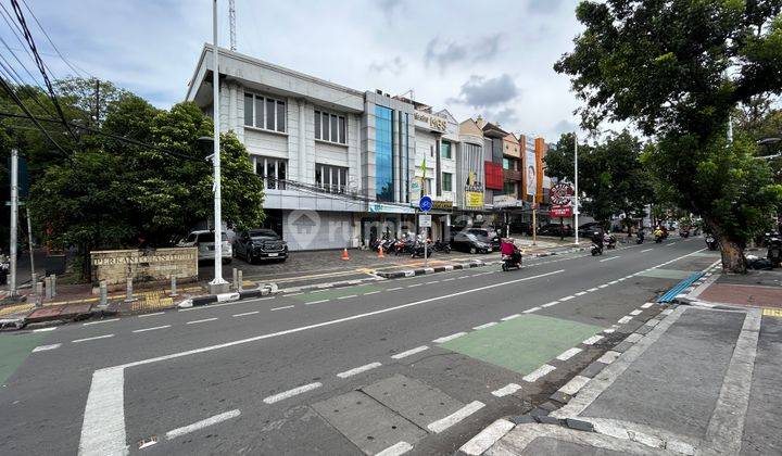 Ruko Gandeng Tebet Raya Area Bisnis Komersial  1